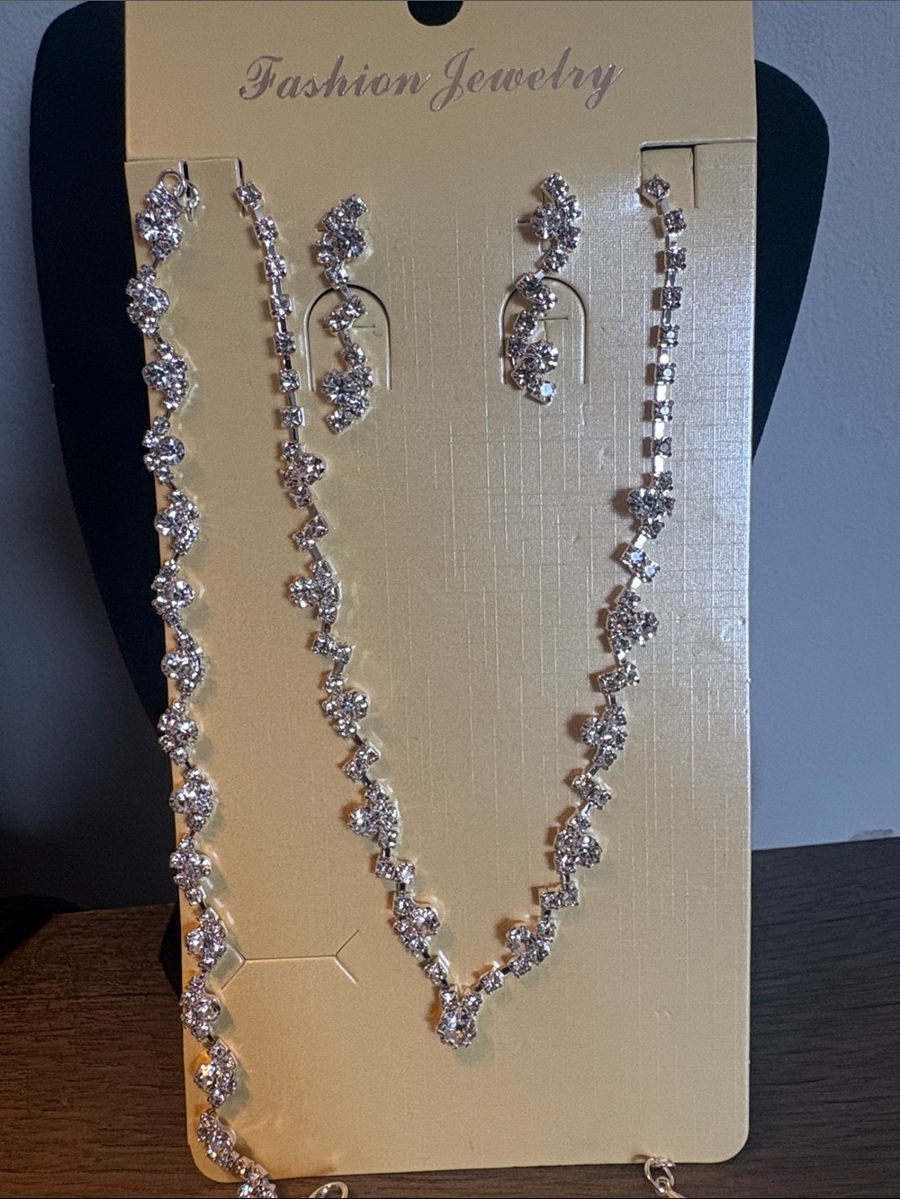 ✨ Silver Rhinestone Necklace, Bracelet & Earrings Set